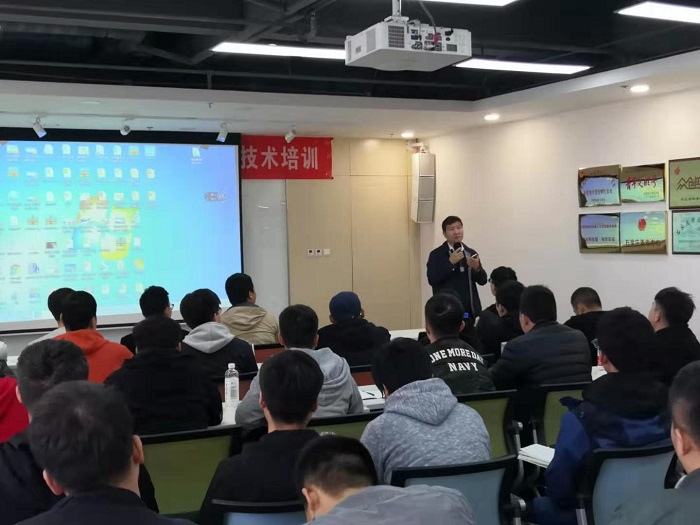 公司組織空氣質量自動監(jiān)測運維技術培訓